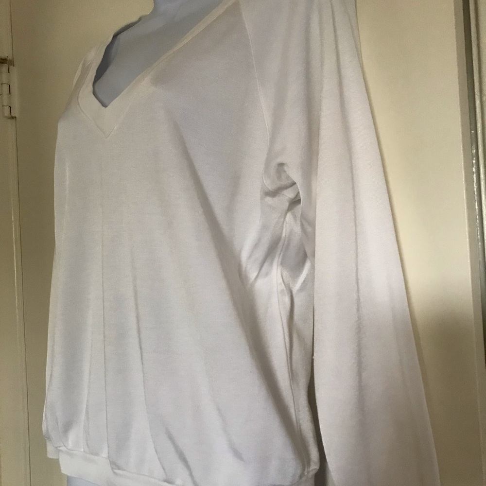 NUGGETS,size M white top,COTTON &rayon combination